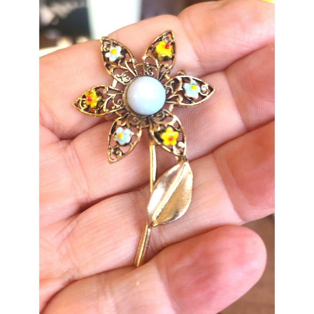 ENAMELED FLOWER PIN